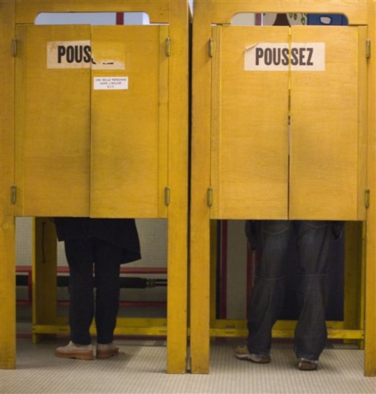 Swiss voters on Sunday approved a plan to automatically deport foreigners who commit serious crimes or benefit fraud, in a significant victory for the nationalist party that pushed the proposal against the will of the government. 